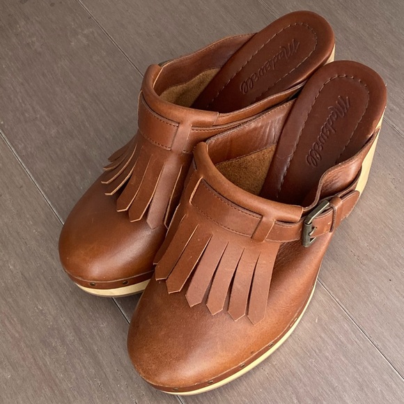 🇺🇸 ONE DAY SALE 🇺🇸 Madewell Tassel Clogs - Picture 2 of 3
